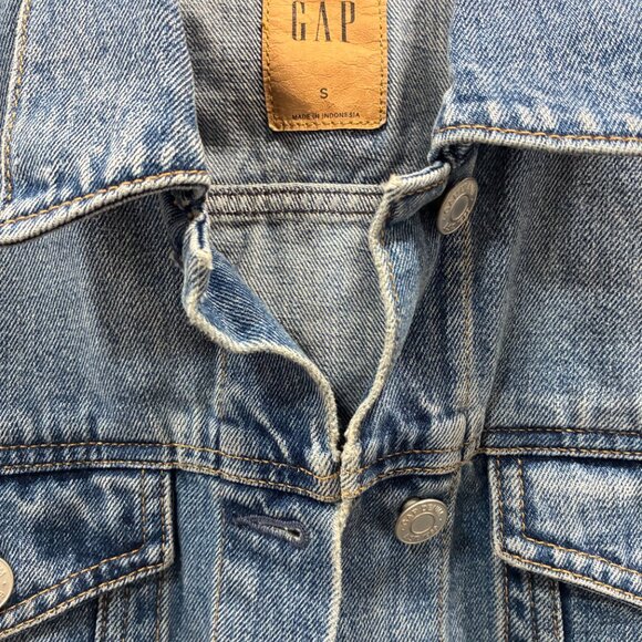 Vintage Y2K Gap Denim Jacket – Women’s Small, Stonewashed Blue Jean Jacket - Picture 8 of 9